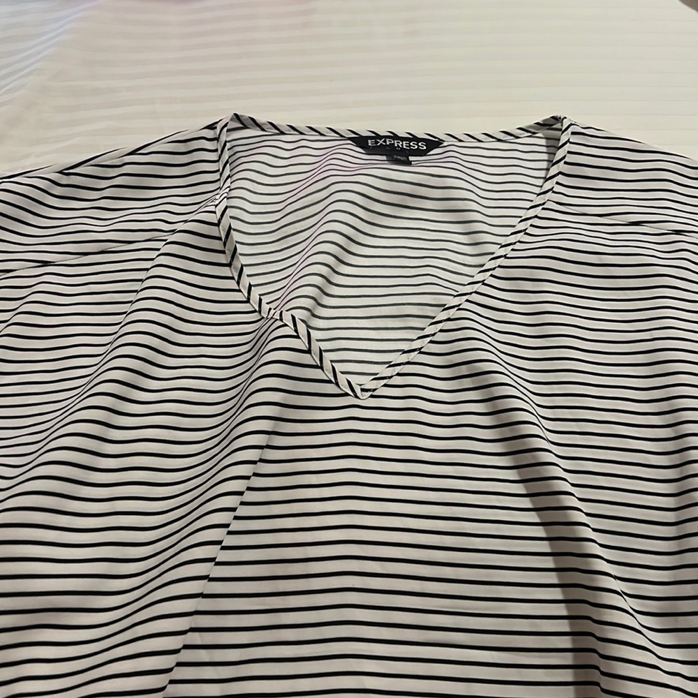 Express shirt
